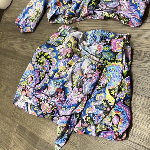2 piece set Eclectic, colorful Paisley, crop top and wrap skirt - Picture 4 of 4